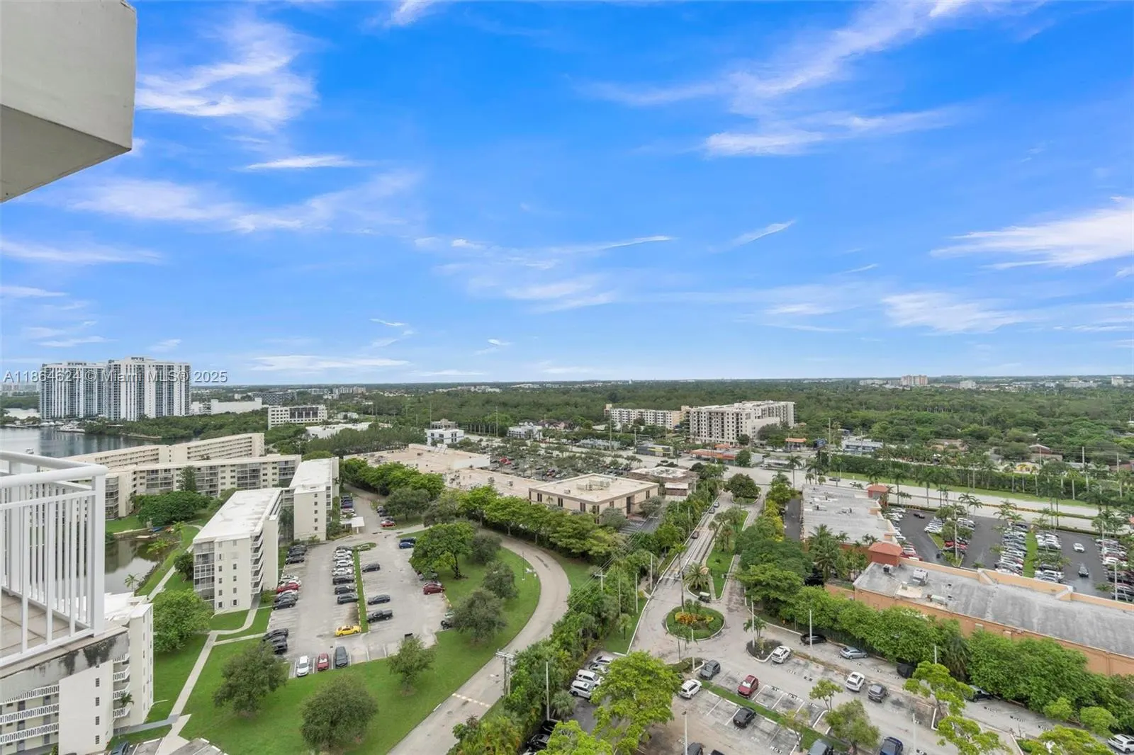 18011 Biscayne Blvd, #PH04