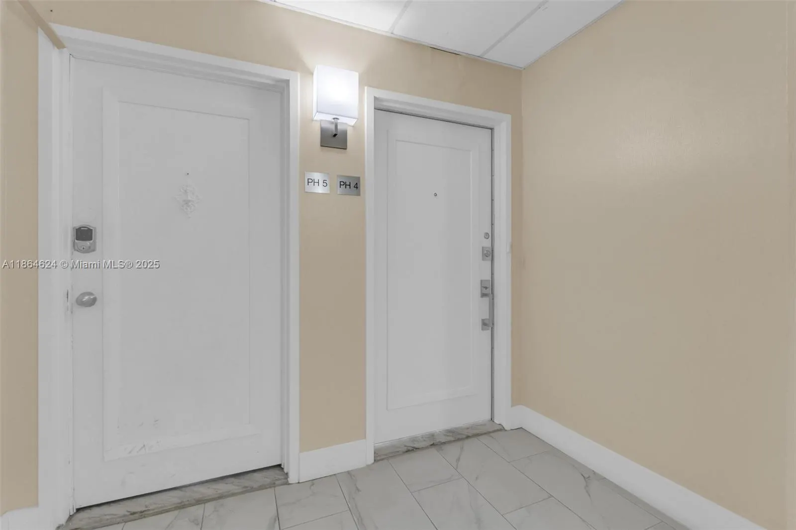 18011 Biscayne Blvd, #PH04