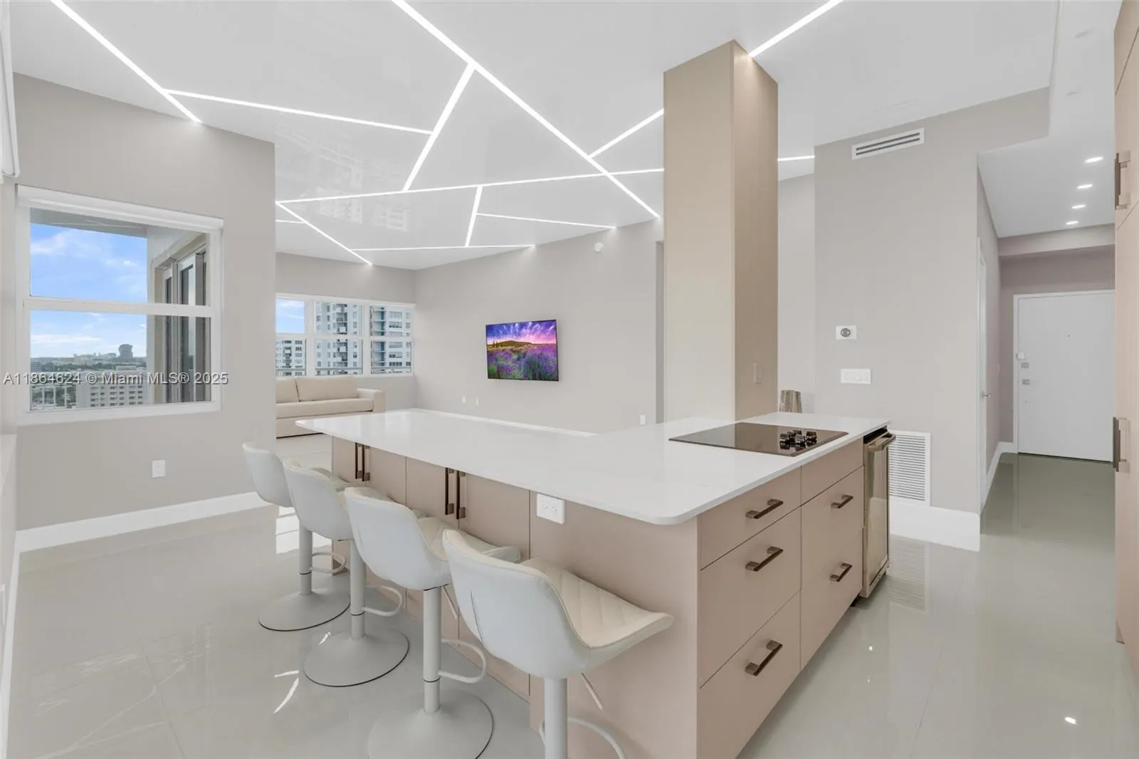 18011 Biscayne Blvd, #PH04