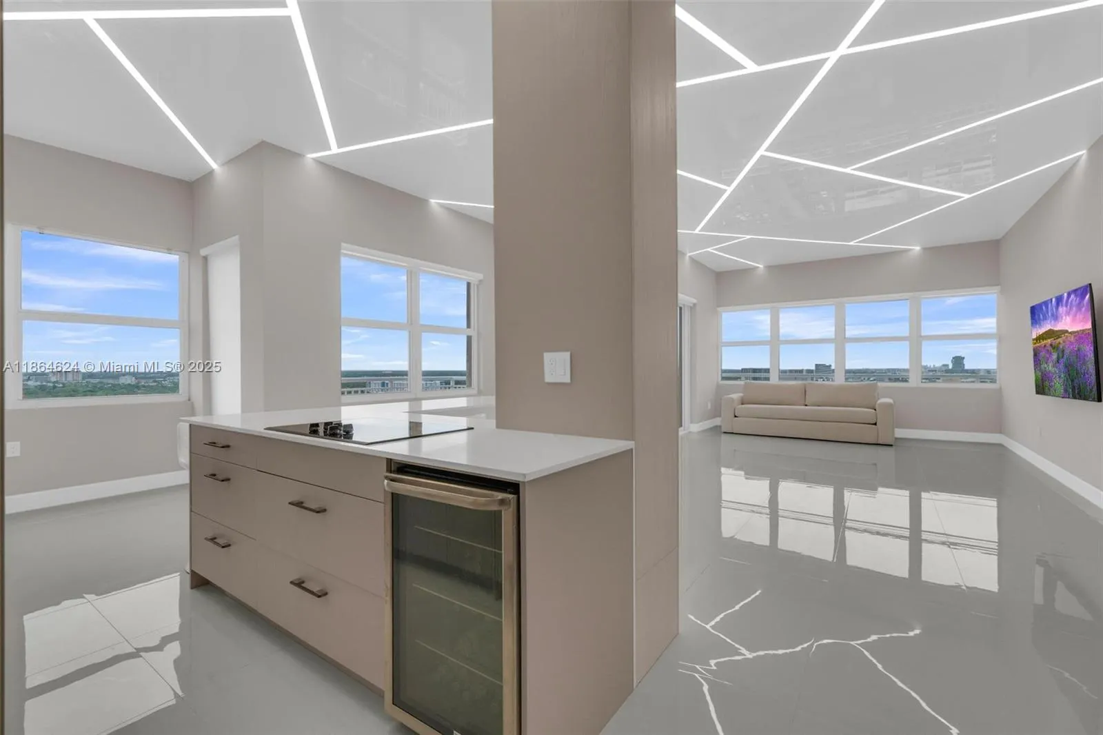 18011 Biscayne Blvd, #PH04