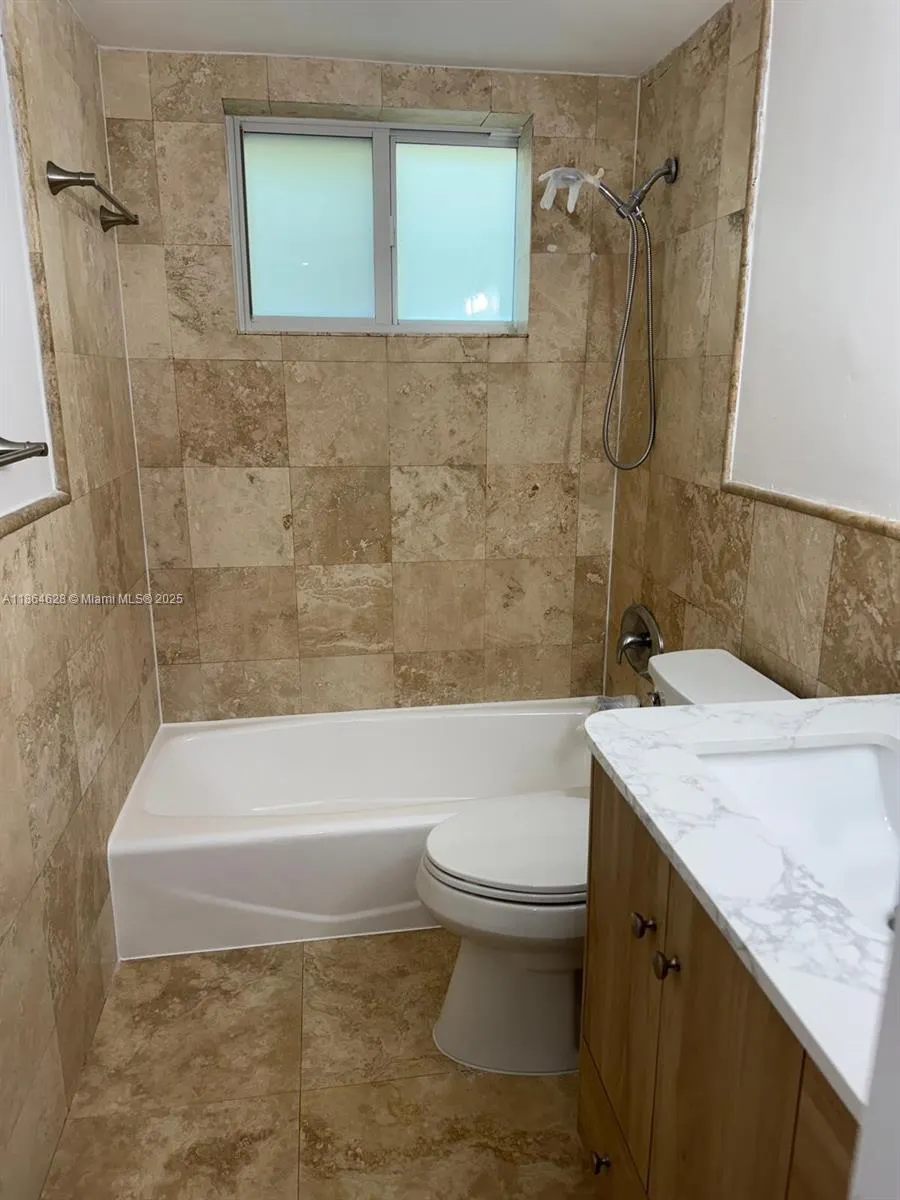 65 Washington Ave, #4