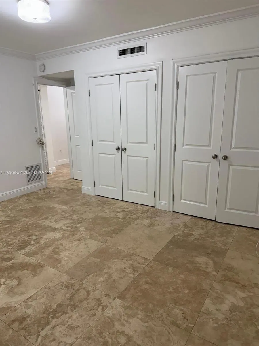 65 Washington Ave, #4