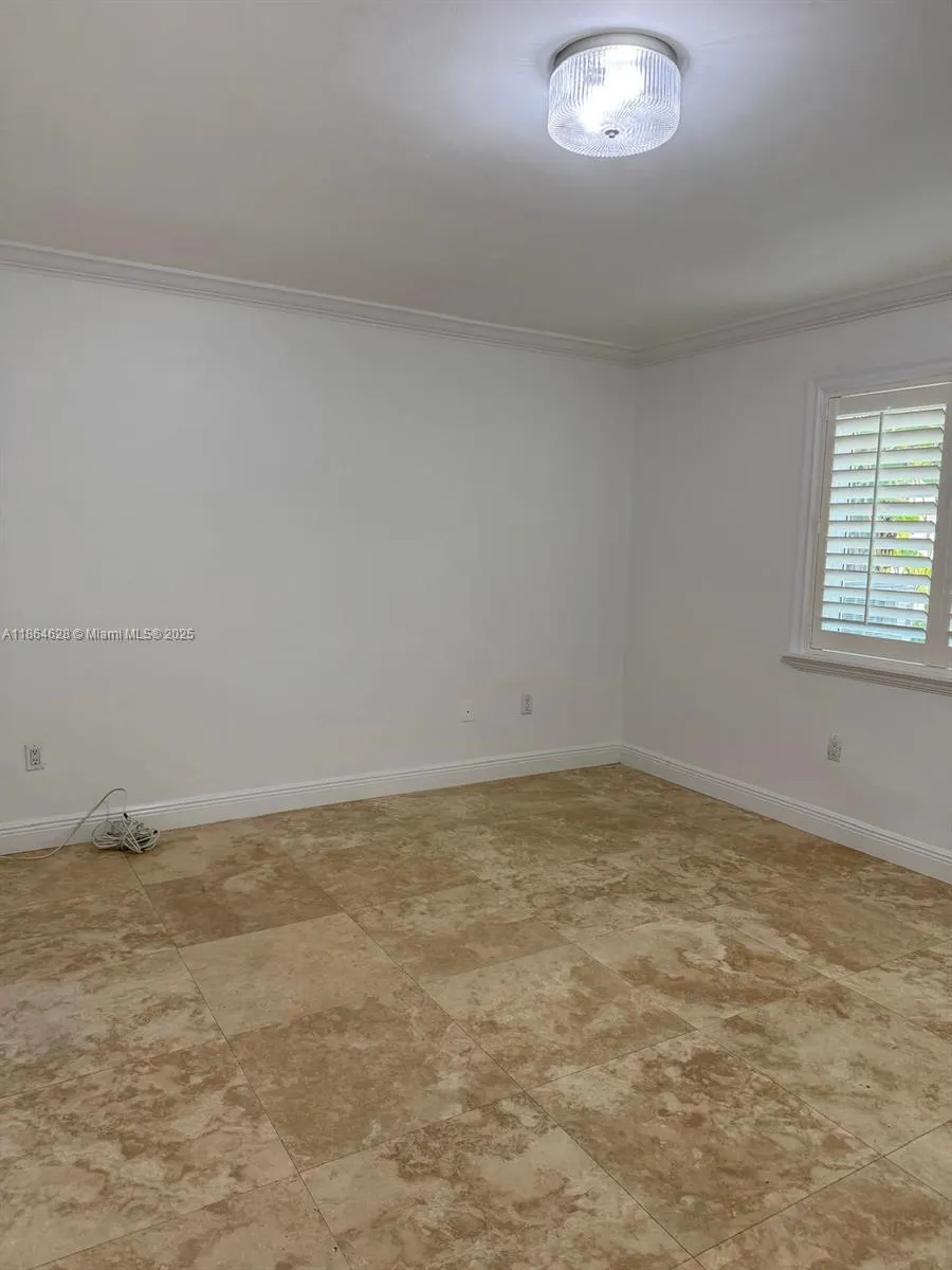 65 Washington Ave, #4