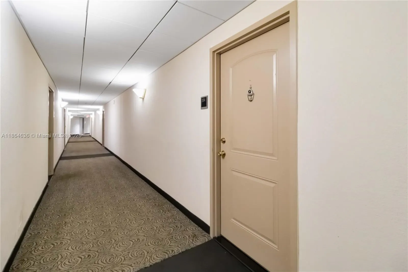 100 Bayview Dr, #2014