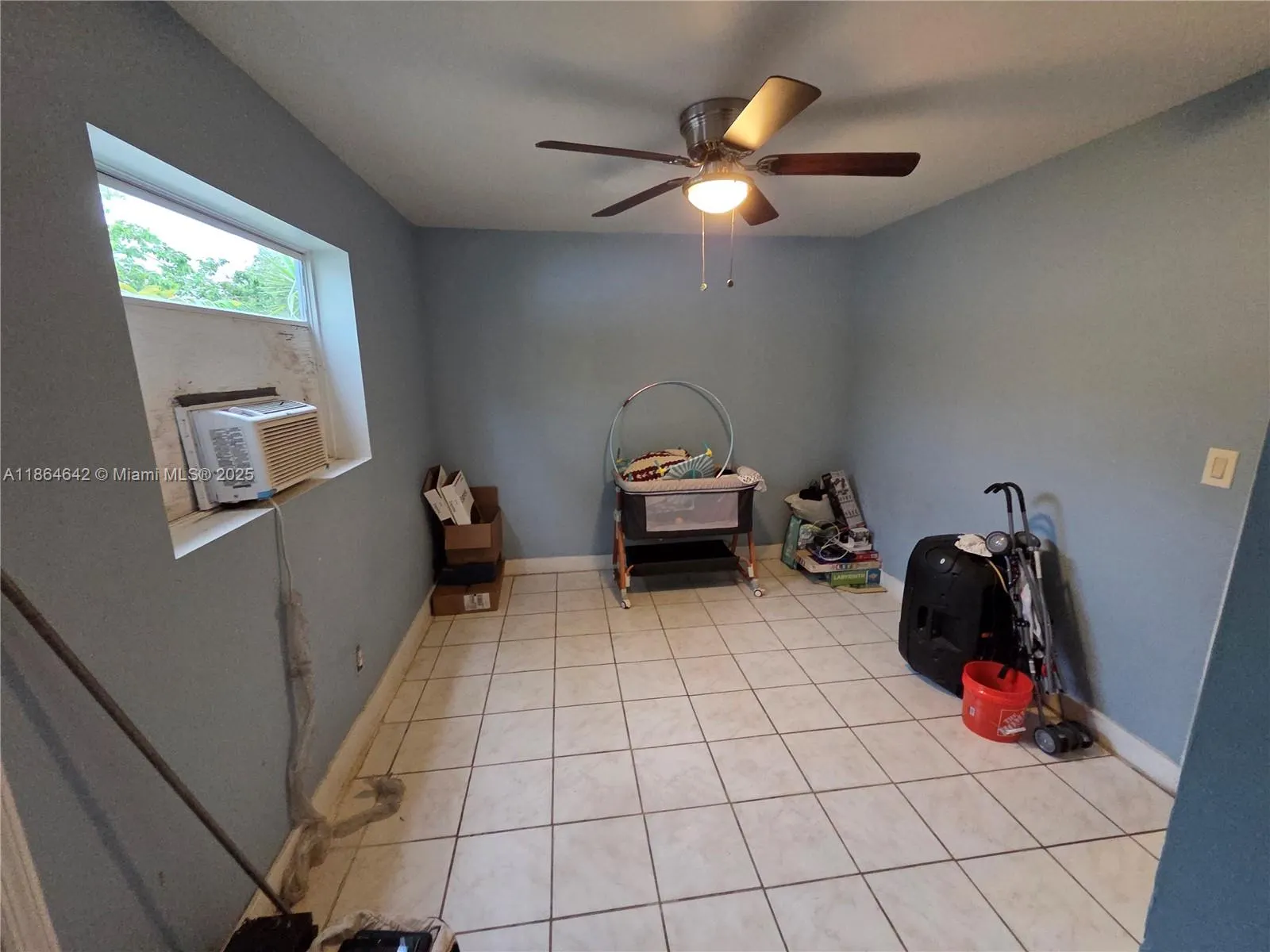 3433 SW 12th Pl