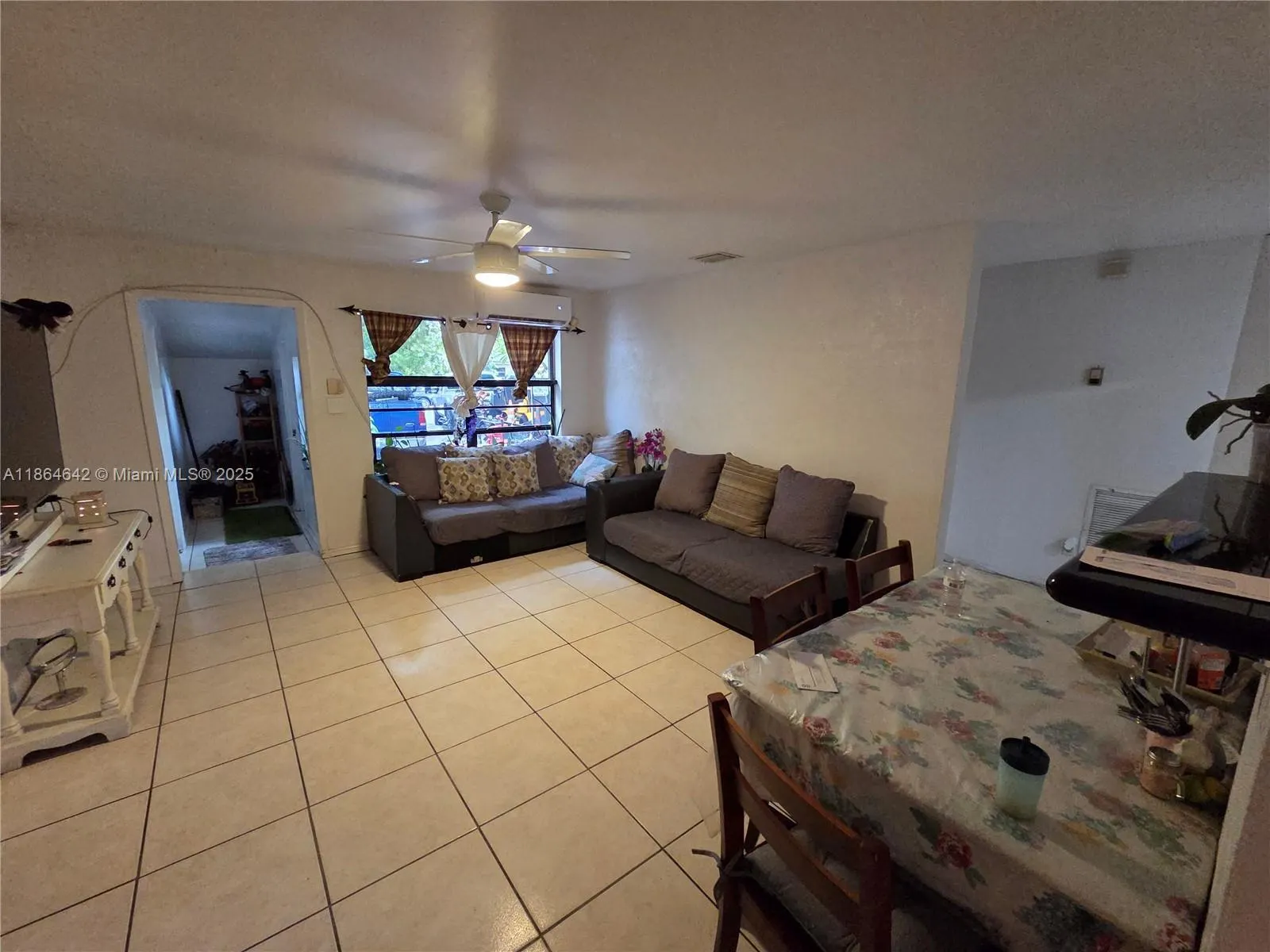 3433 SW 12th Pl