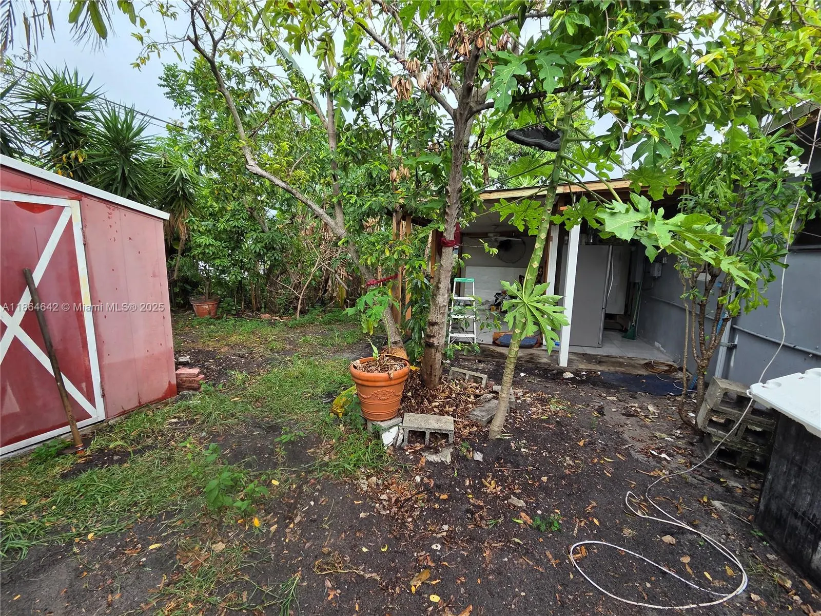 3433 SW 12th Pl