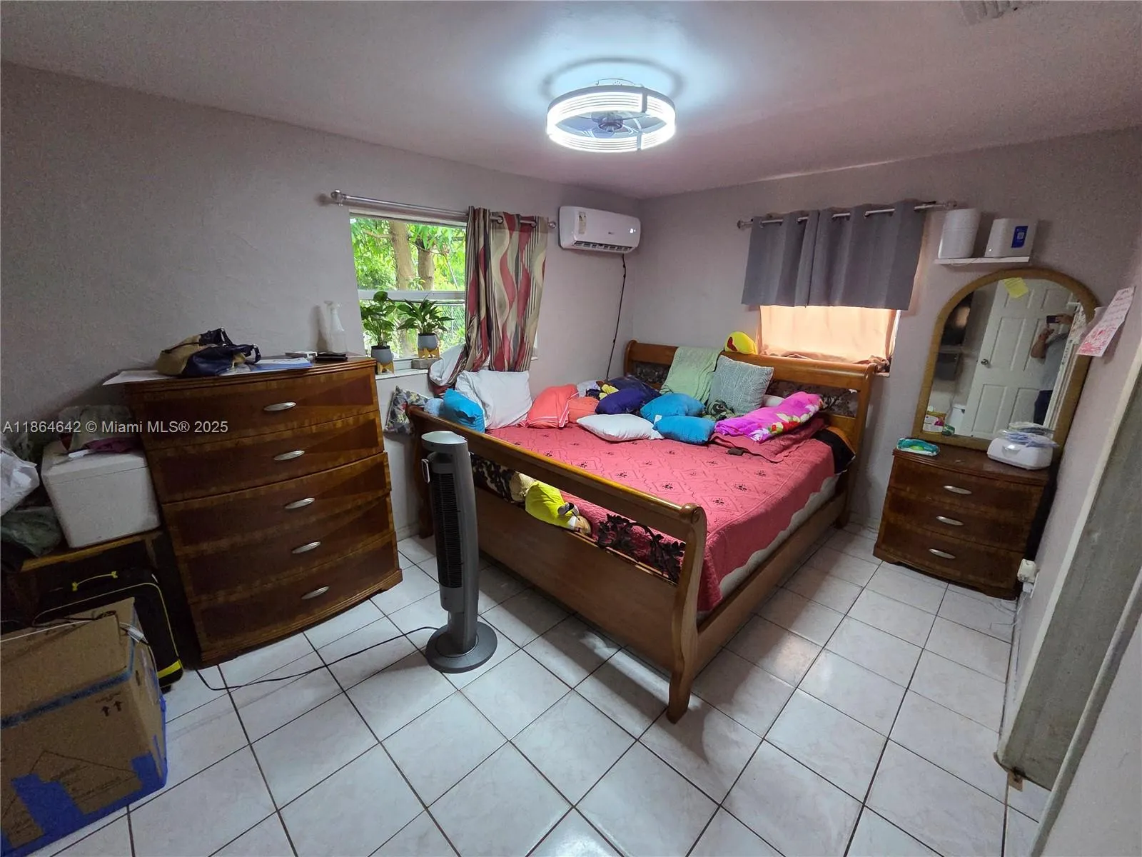 3433 SW 12th Pl