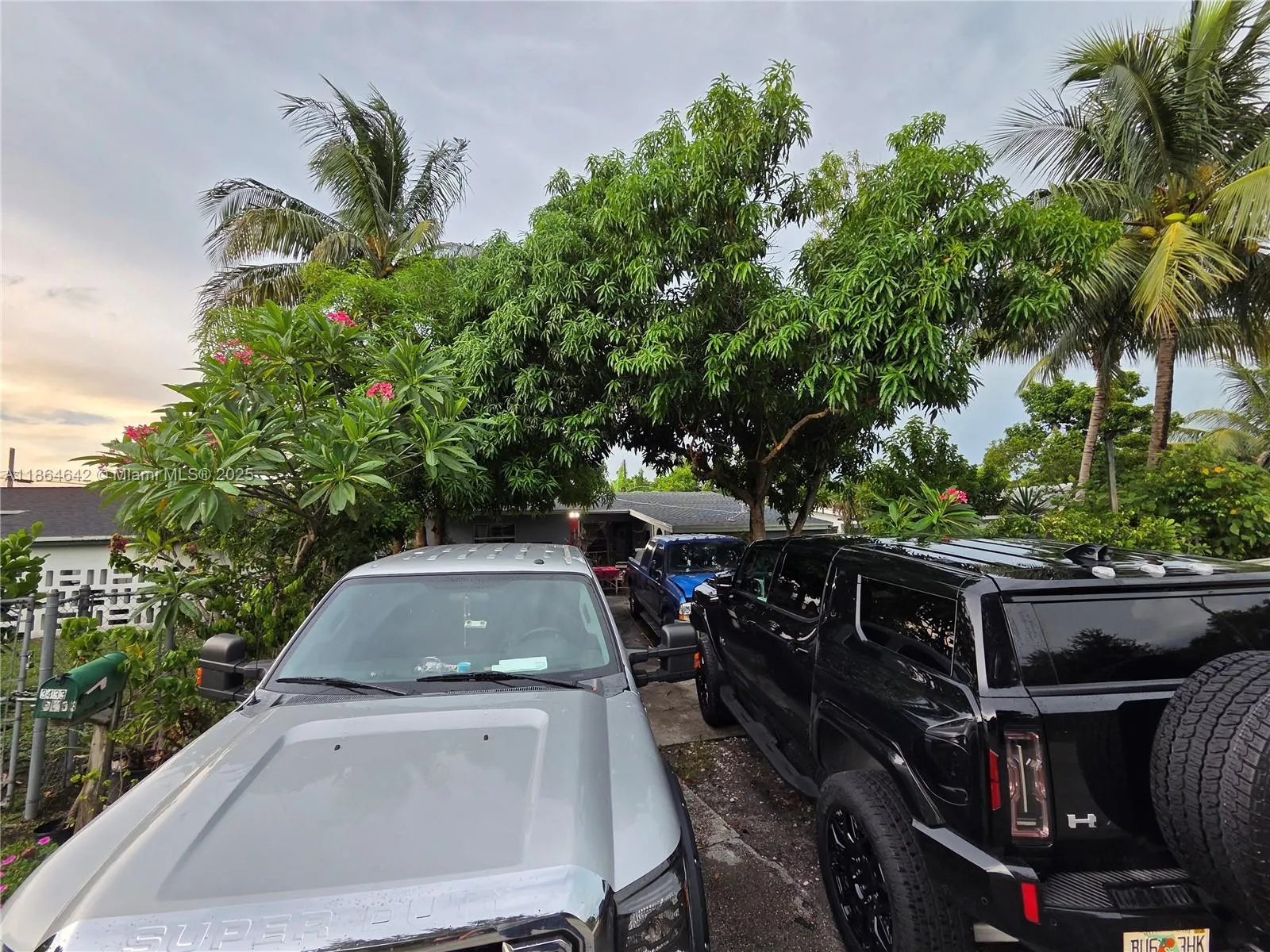 3433 SW 12th Pl