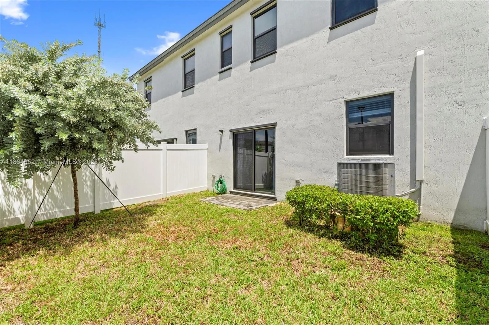 20380 NW 5th Ct