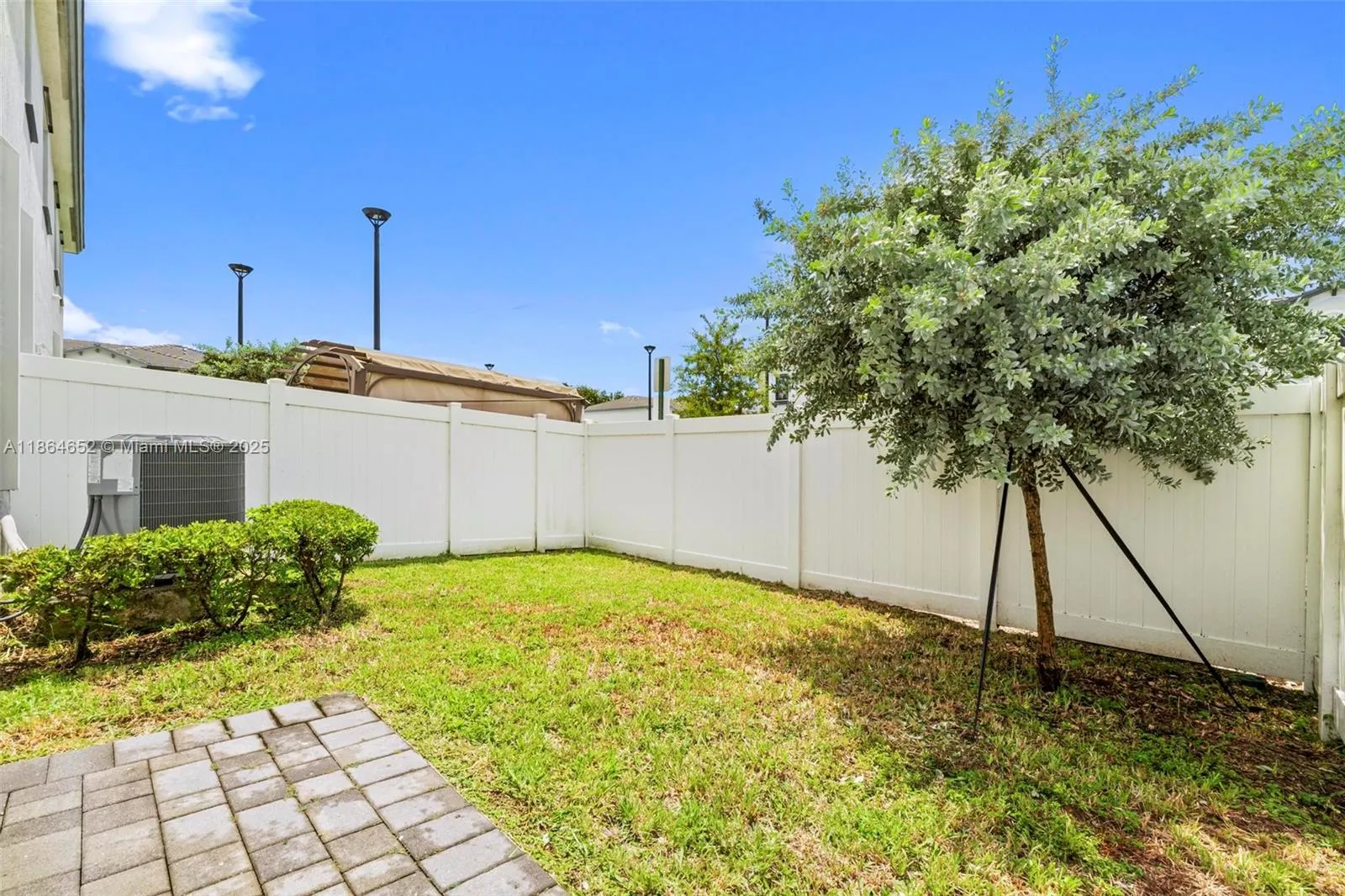 20380 NW 5th Ct