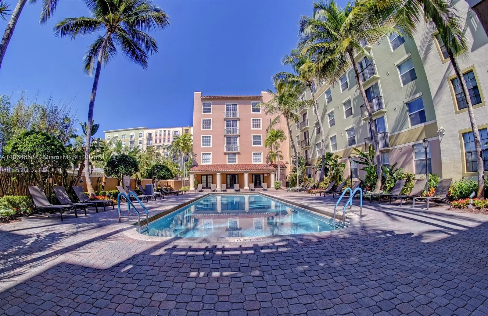 1919 Van Buren St, #321A
