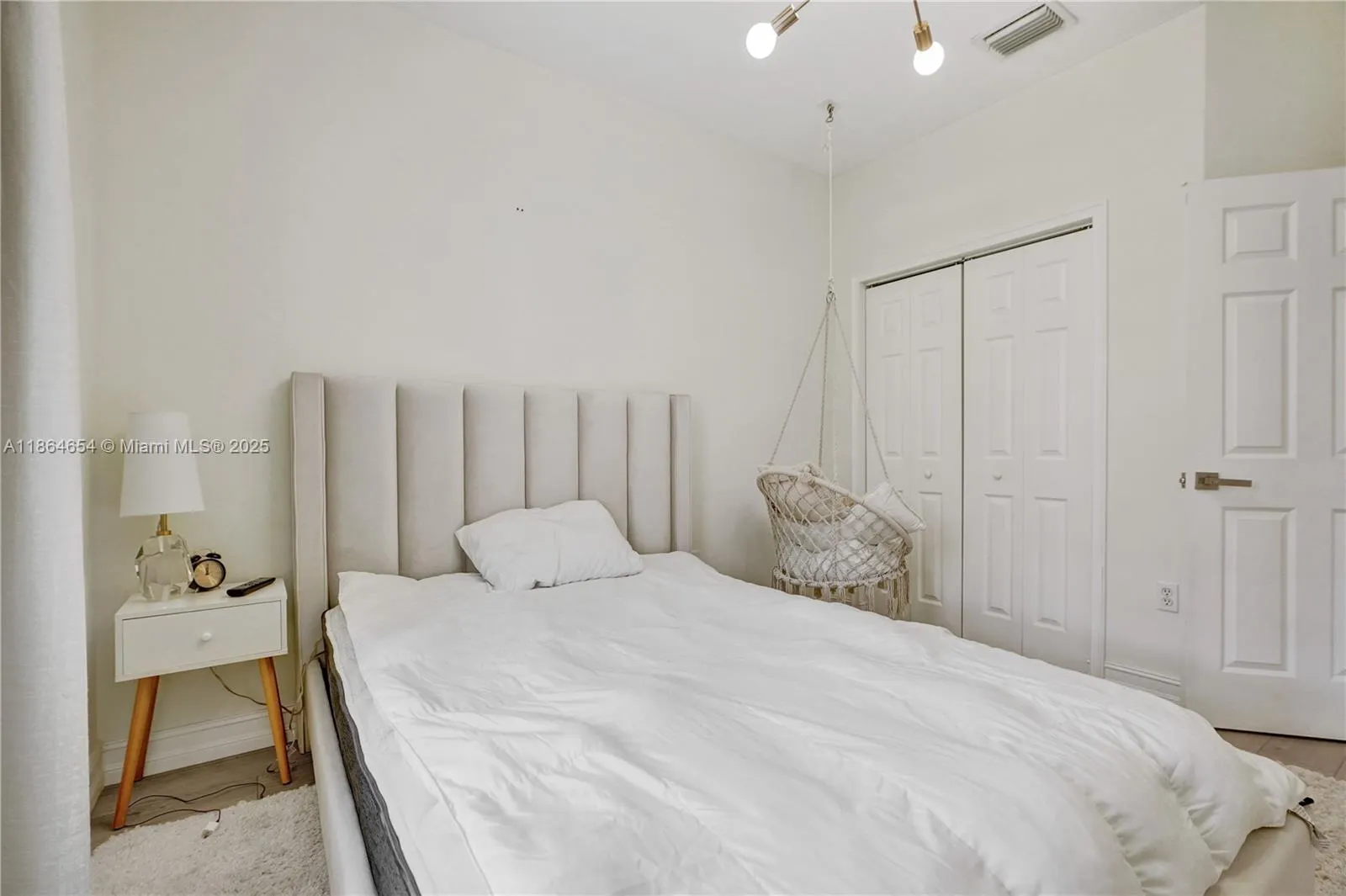16137 SW 155th Ave