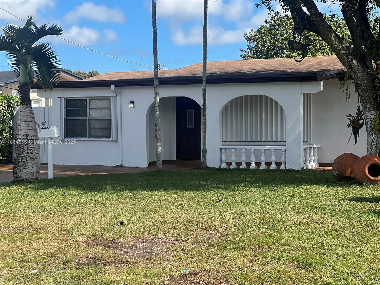 2601 Acapulco Dr