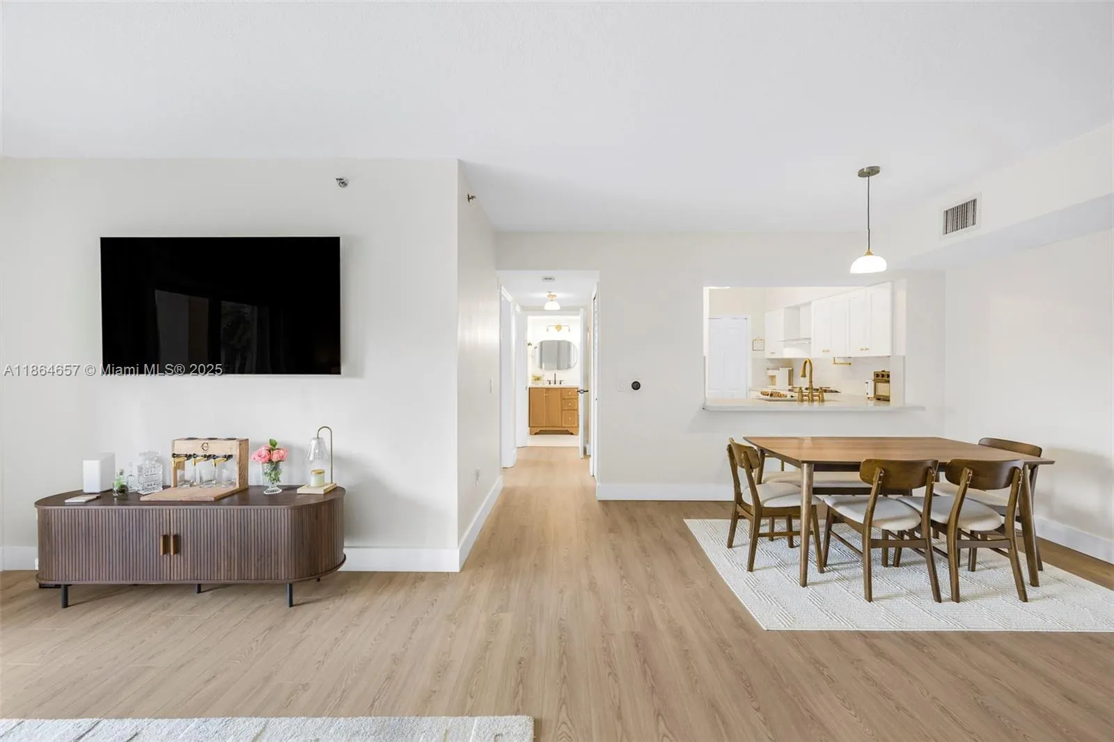 9340 Fontainebleau Blvd, #W312