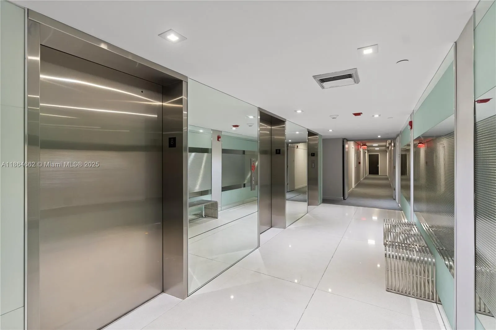 20301 W Country Club Dr, #829