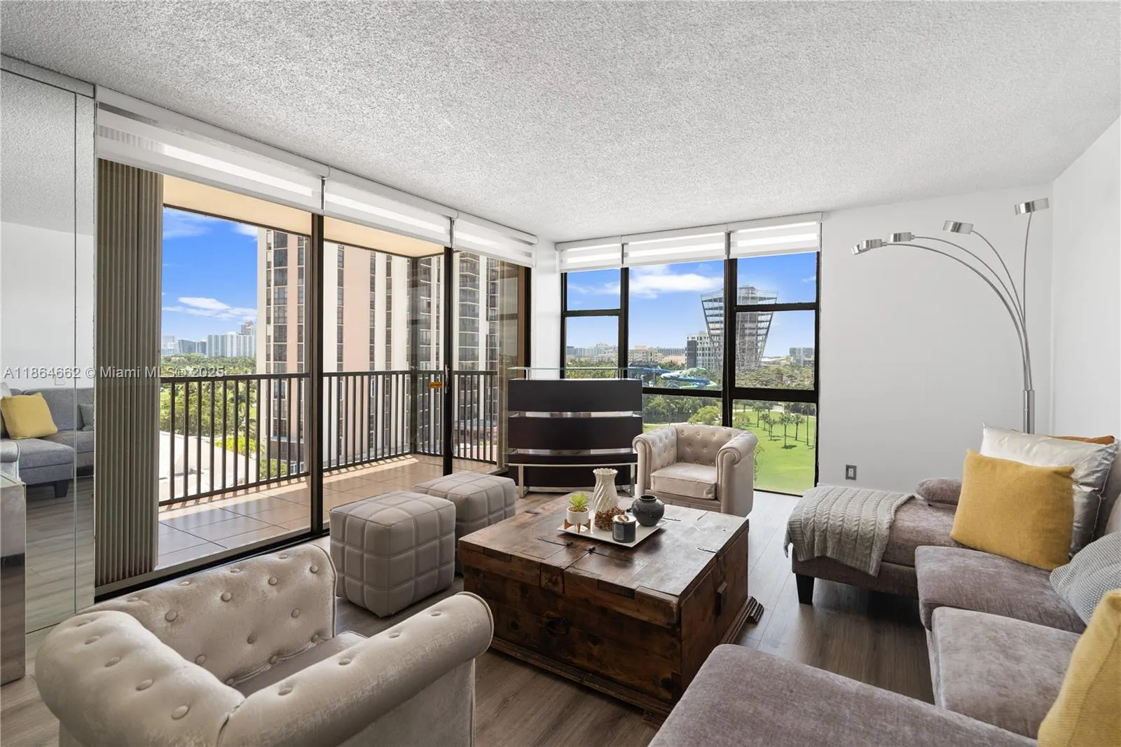 20301 W Country Club Dr, #829