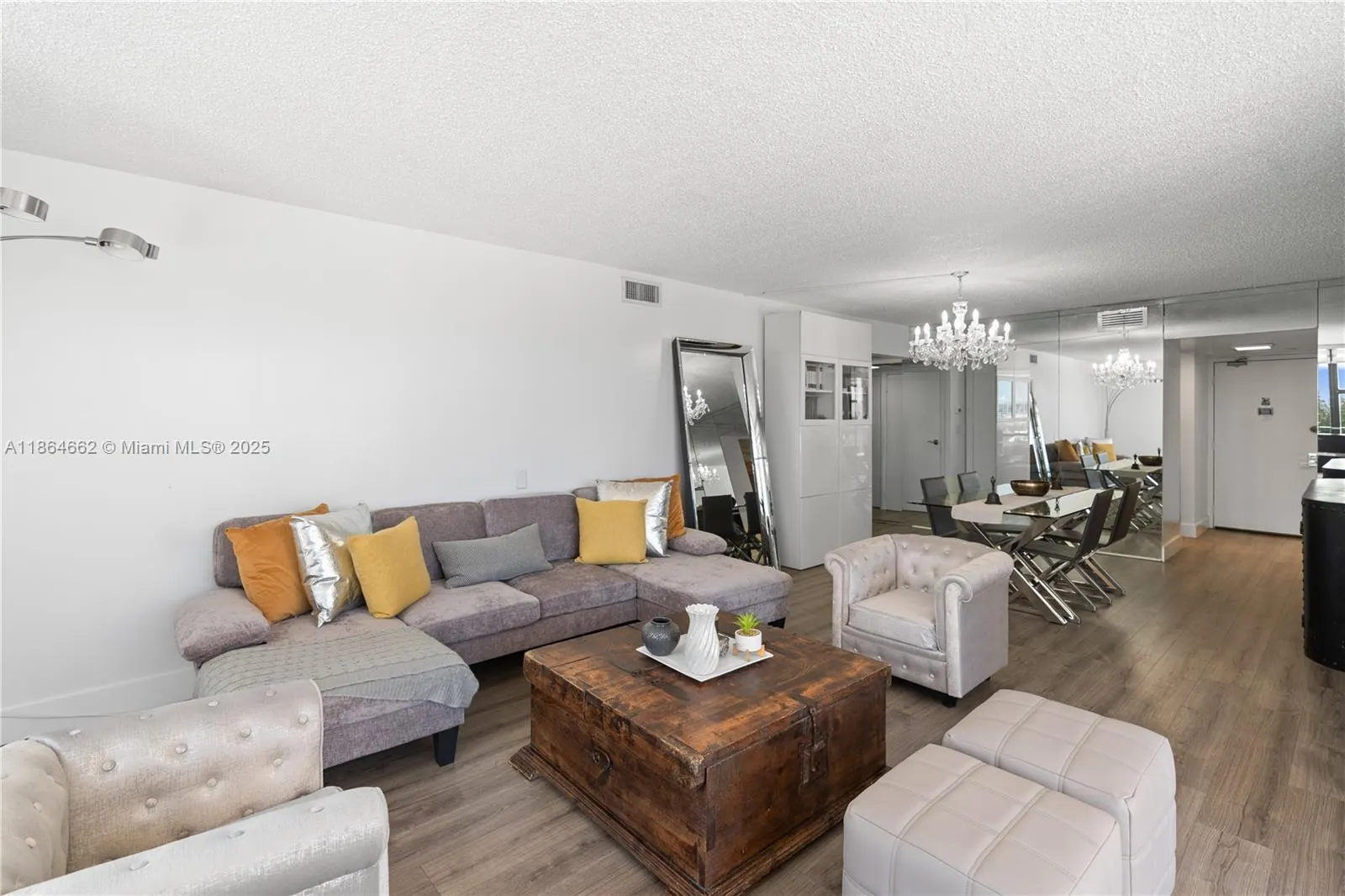20301 W Country Club Dr, #829