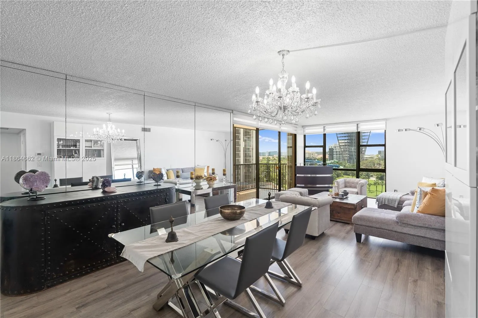 20301 W Country Club Dr, #829