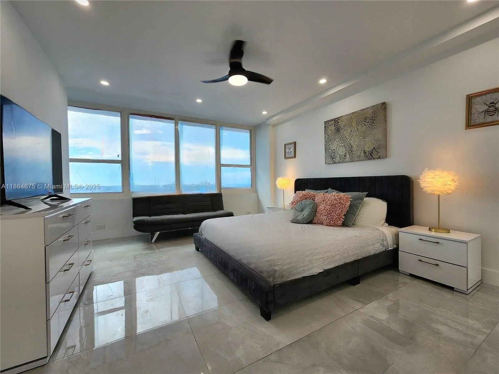 3505 S Ocean Dr, #1502