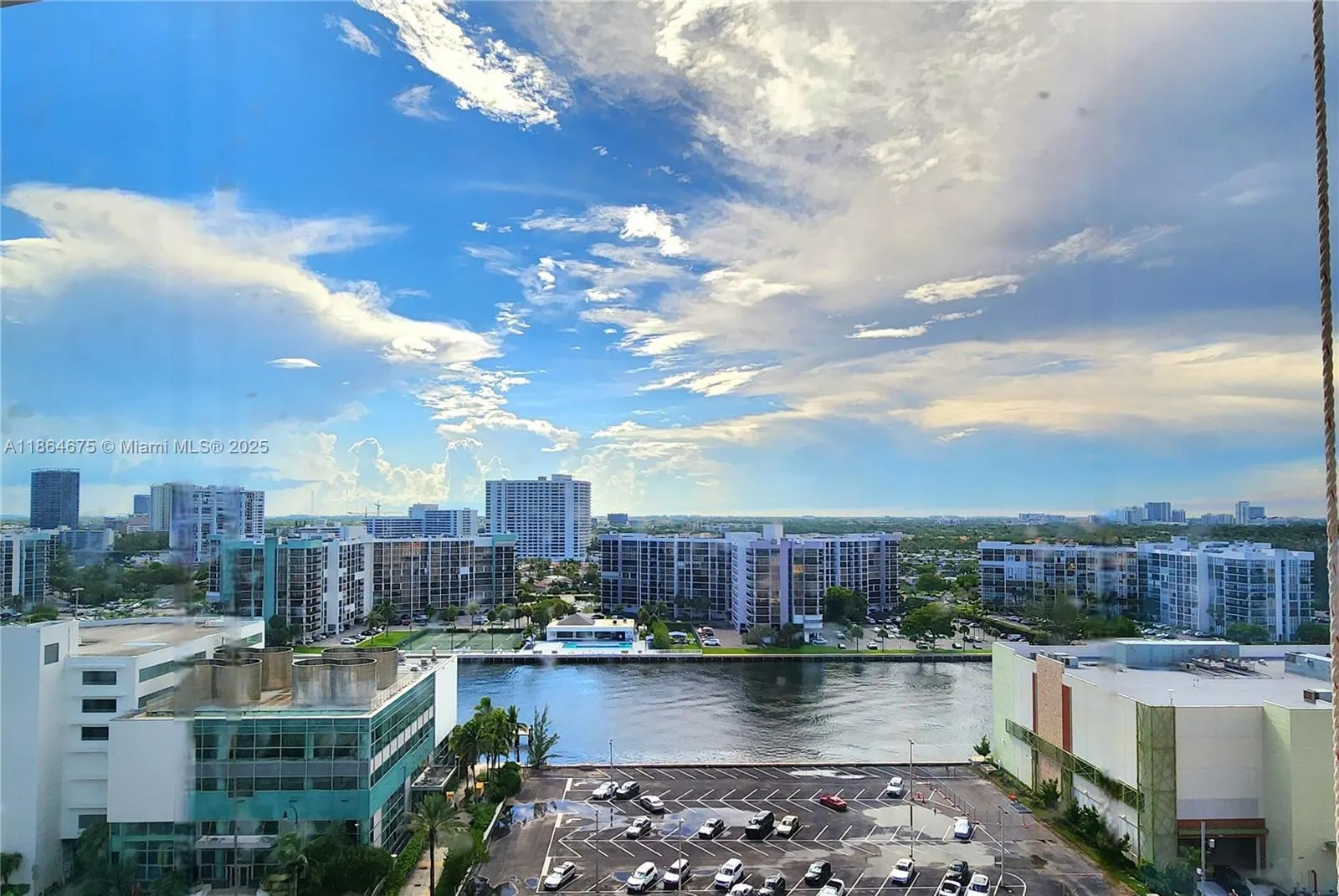 3505 S Ocean Dr, #1502