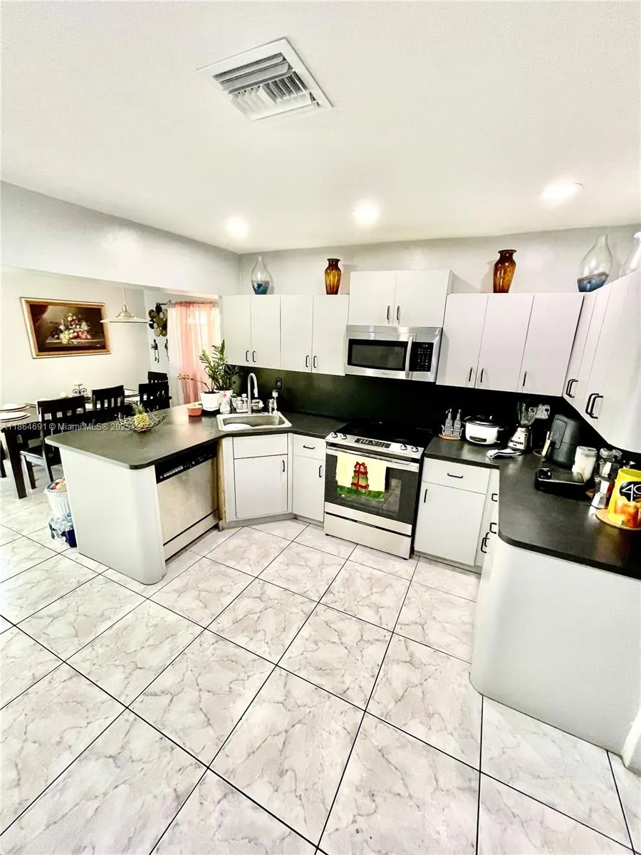 2301 NW 55th St, #2301