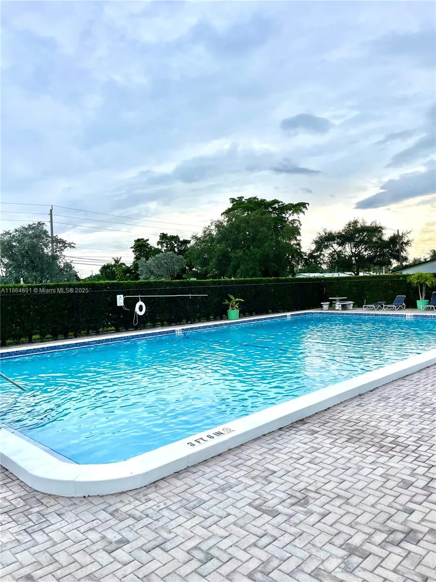 2301 NW 55th St, #2301
