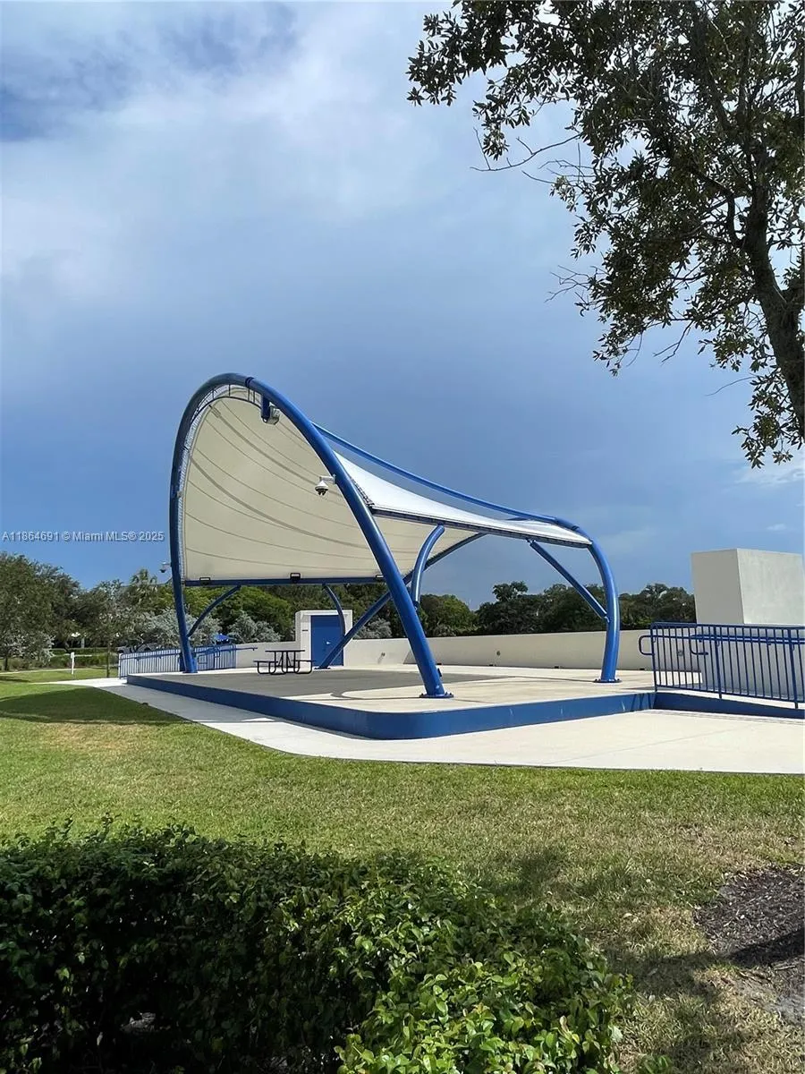2301 NW 55th St, #2301