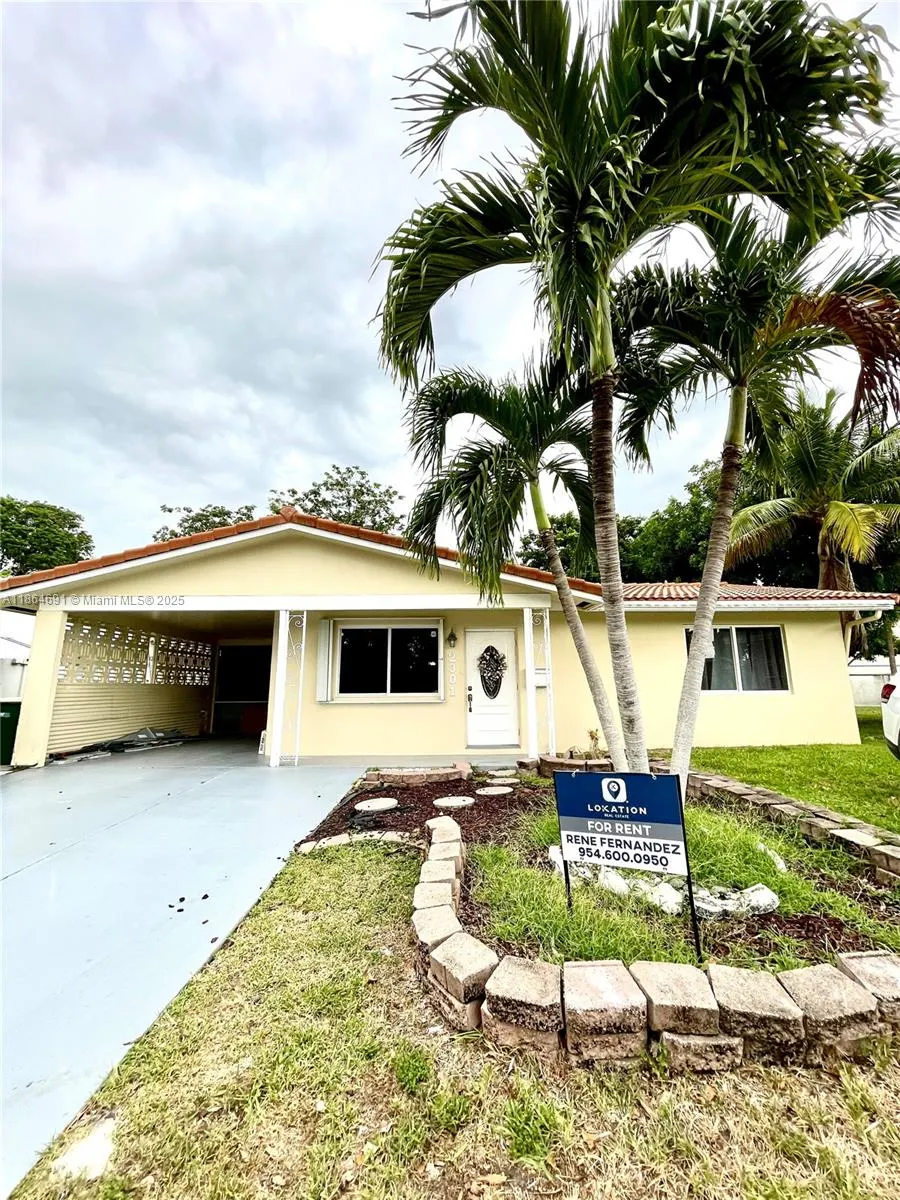 2301 NW 55th St, #2301