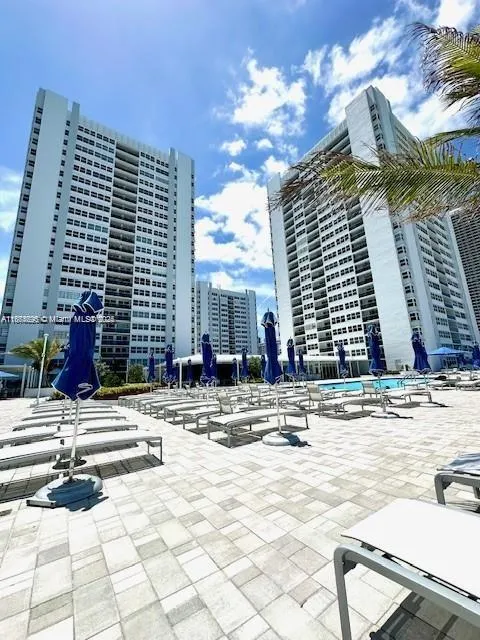 1880 S Ocean Dr, #TS106