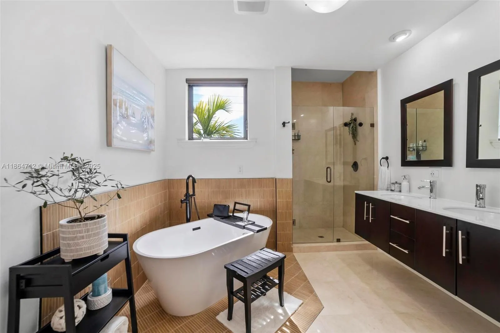 542 NE 17th Ave, #542