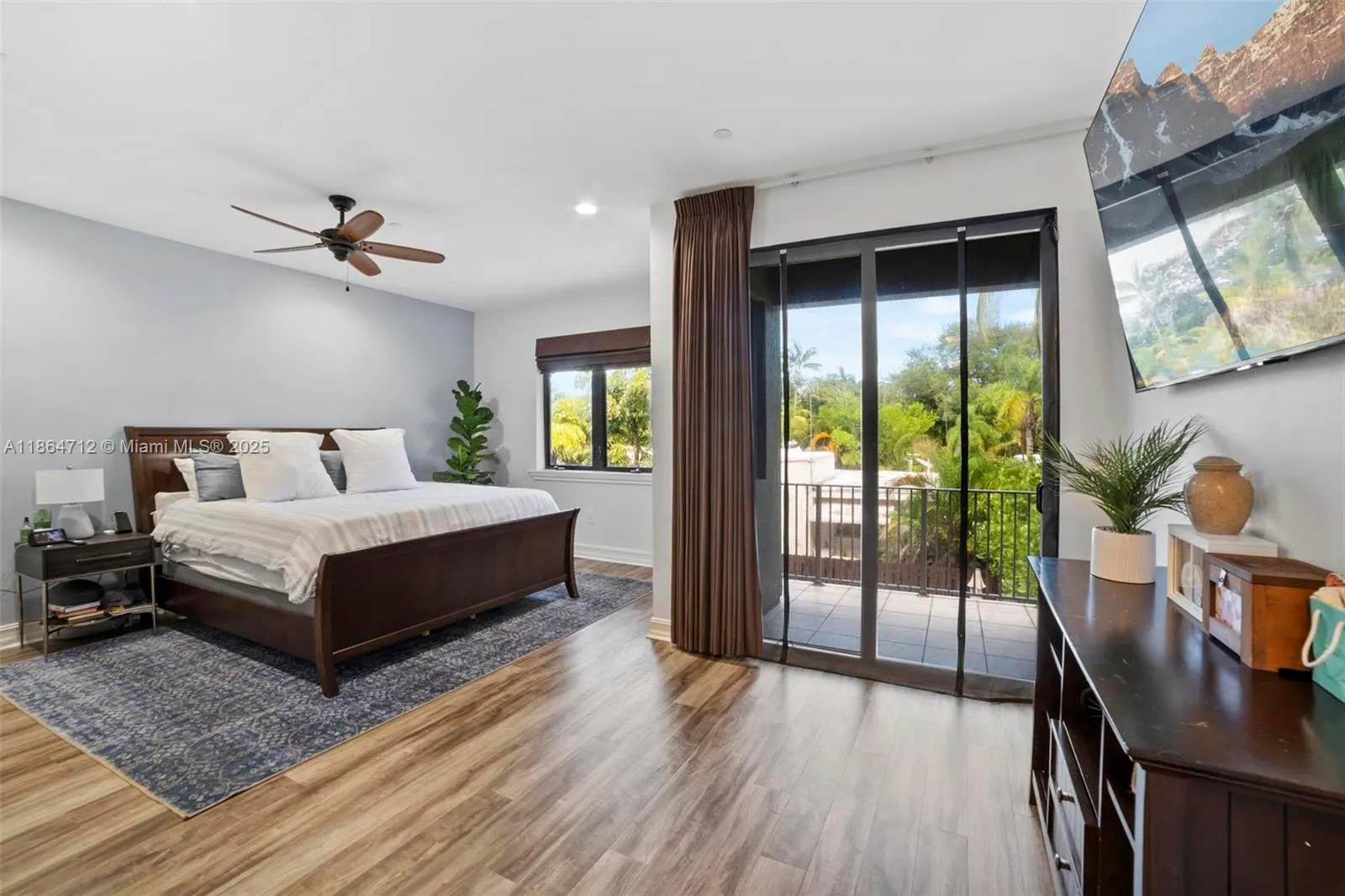 542 NE 17th Ave, #542