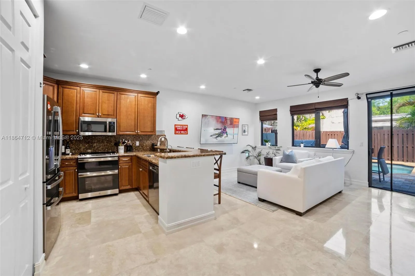 542 NE 17th Ave, #542