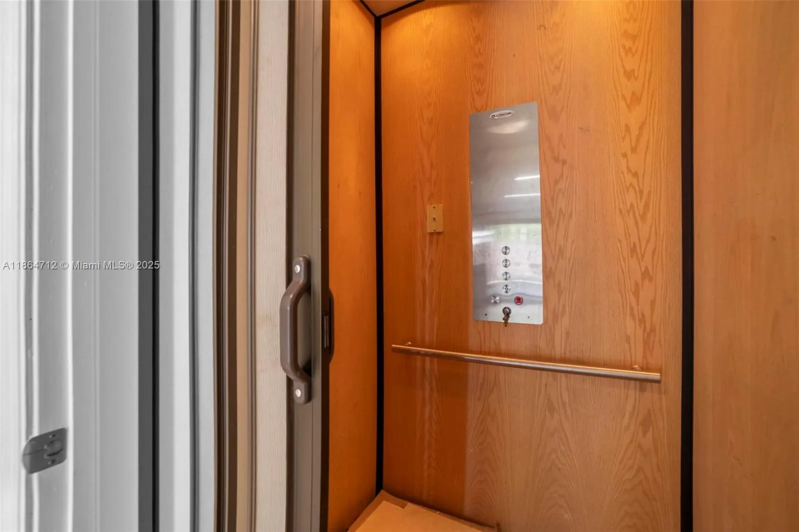 542 NE 17th Ave, #542