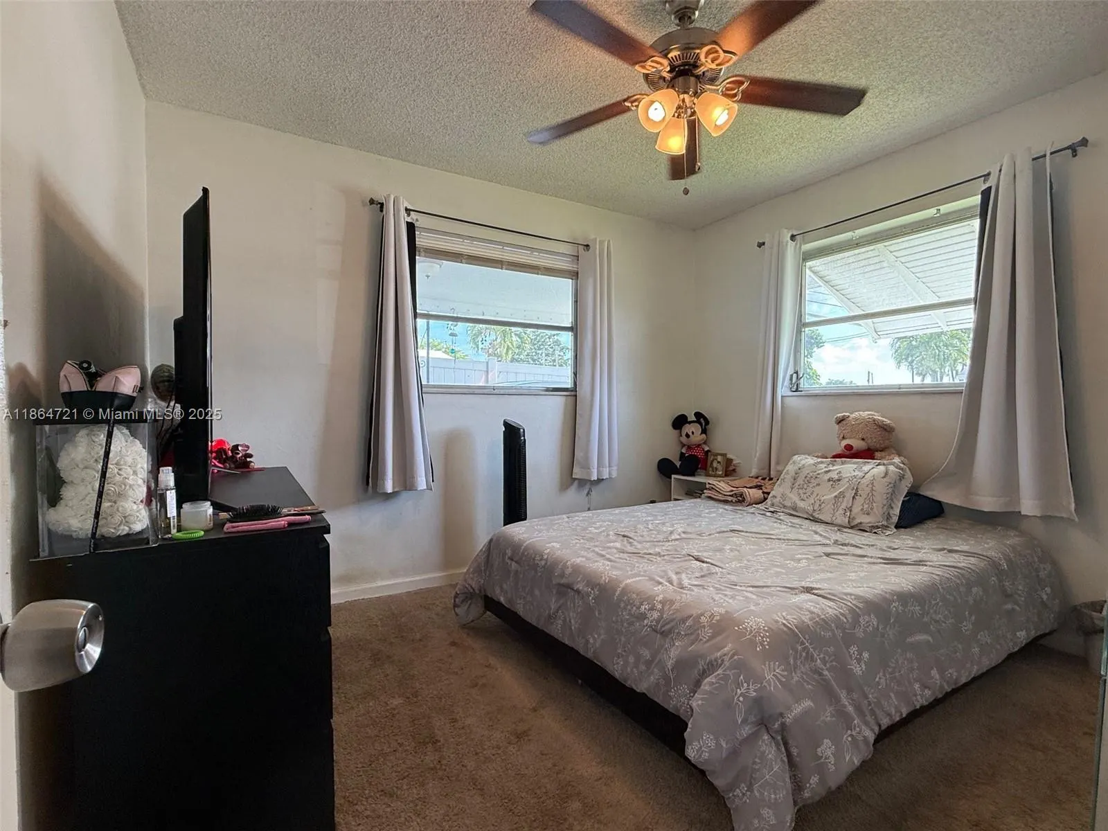 2701 NW 52nd Ct