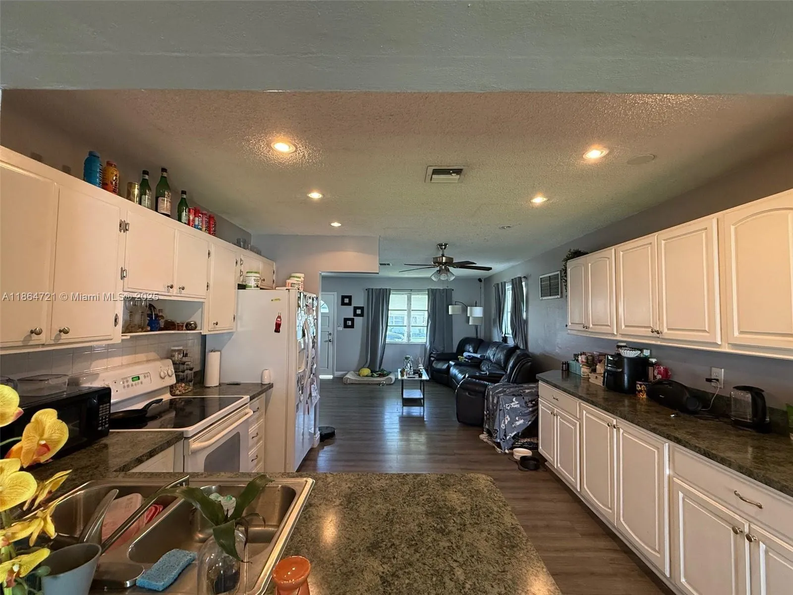 2701 NW 52nd Ct