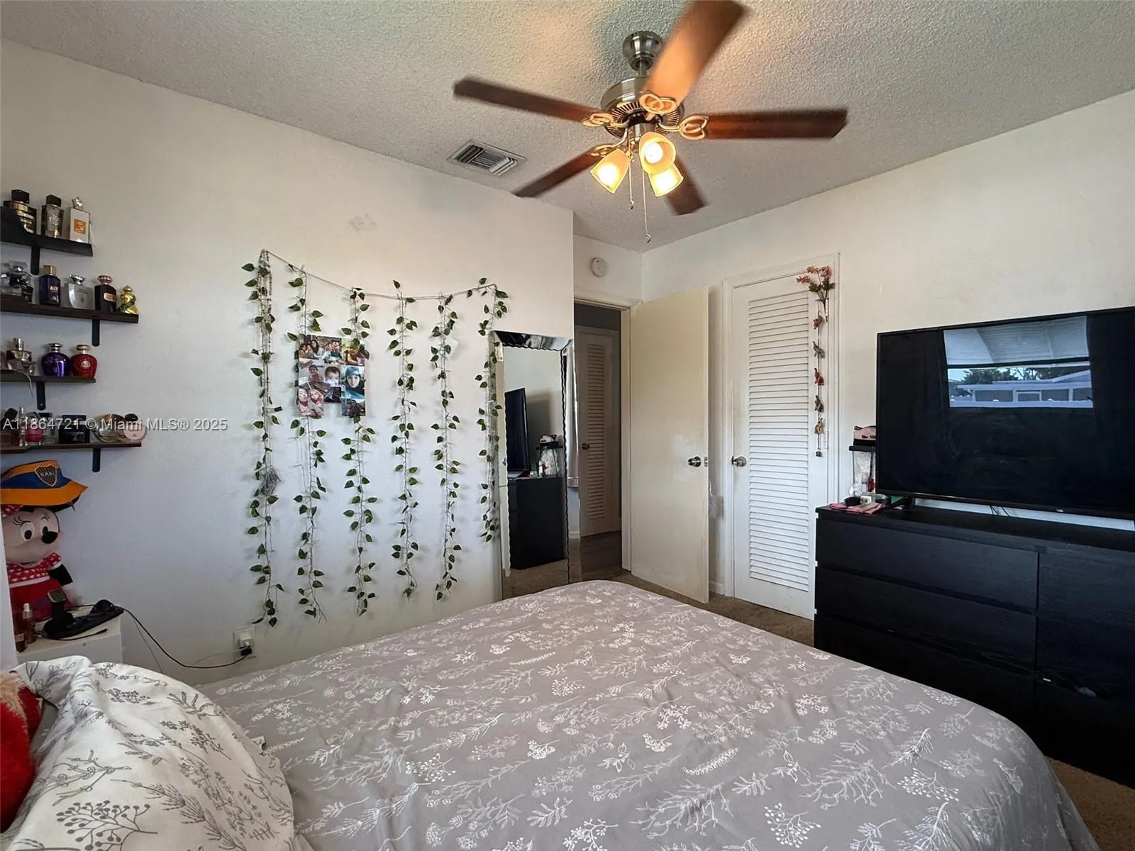 2701 NW 52nd Ct