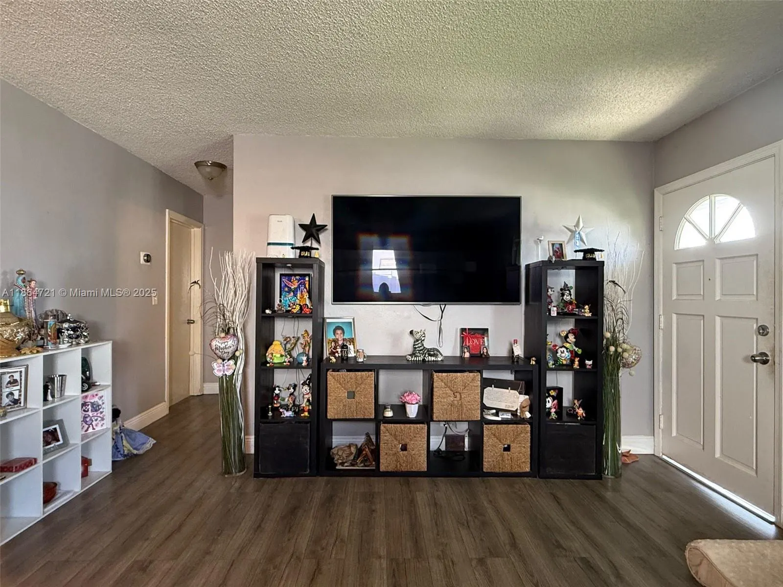 2701 NW 52nd Ct
