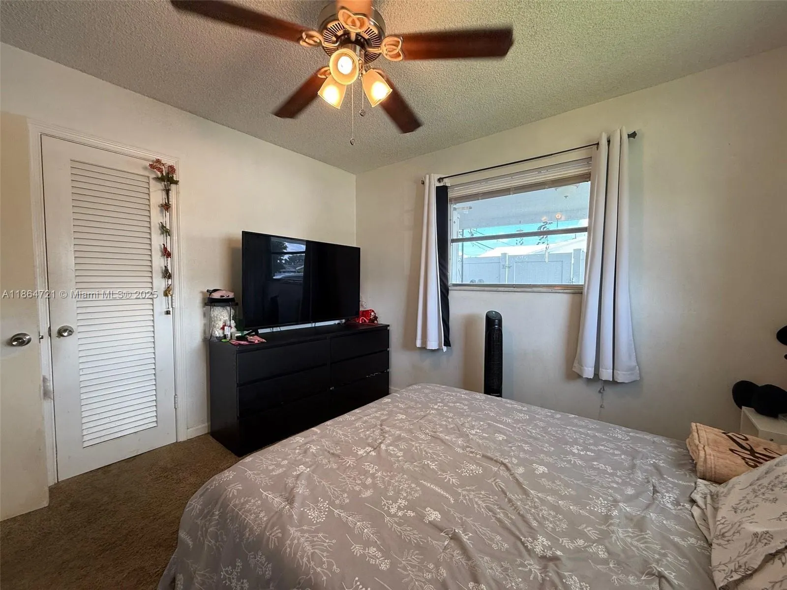 2701 NW 52nd Ct