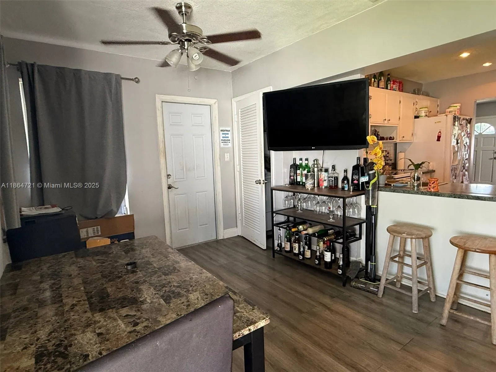 2701 NW 52nd Ct