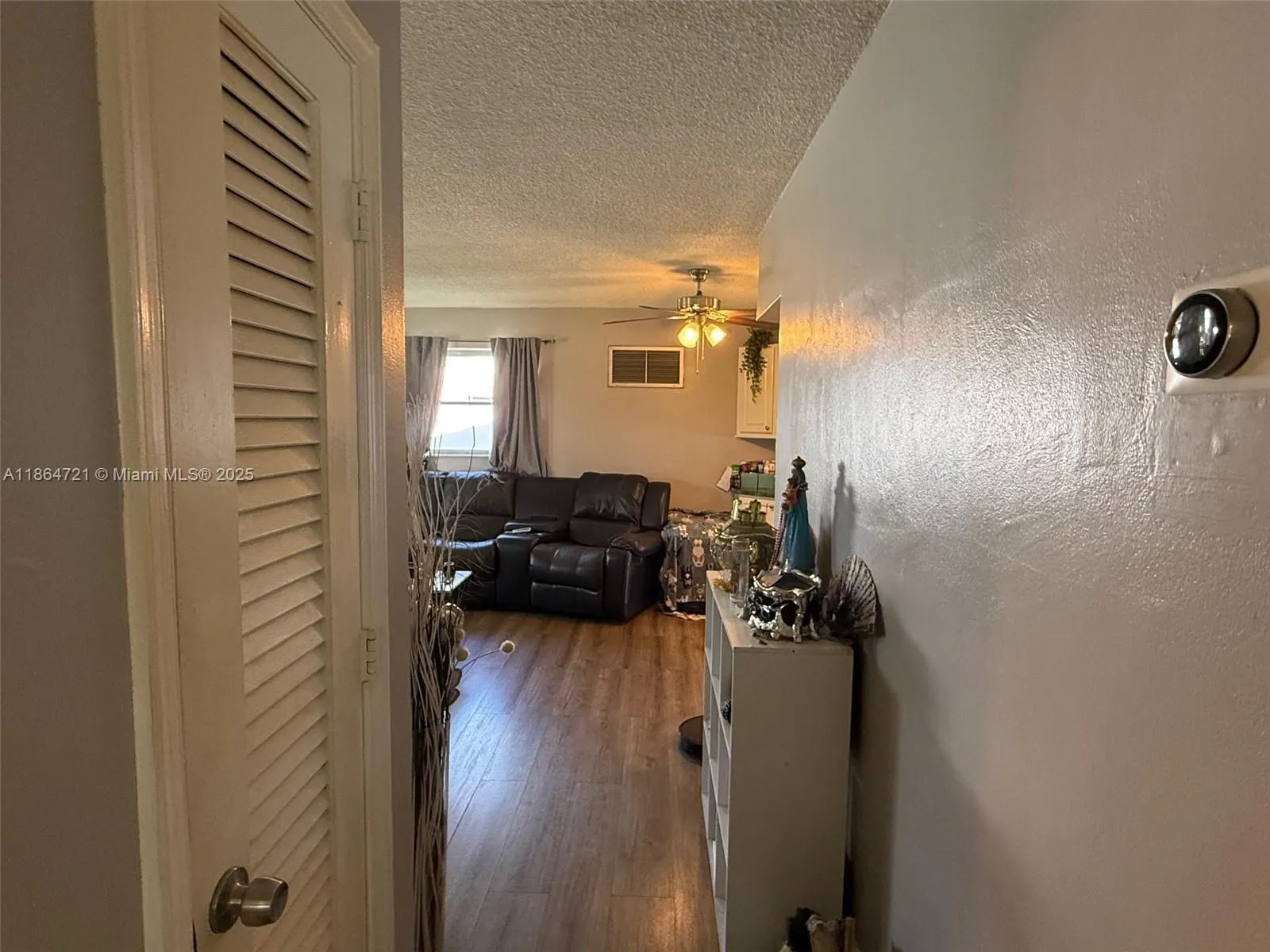 2701 NW 52nd Ct