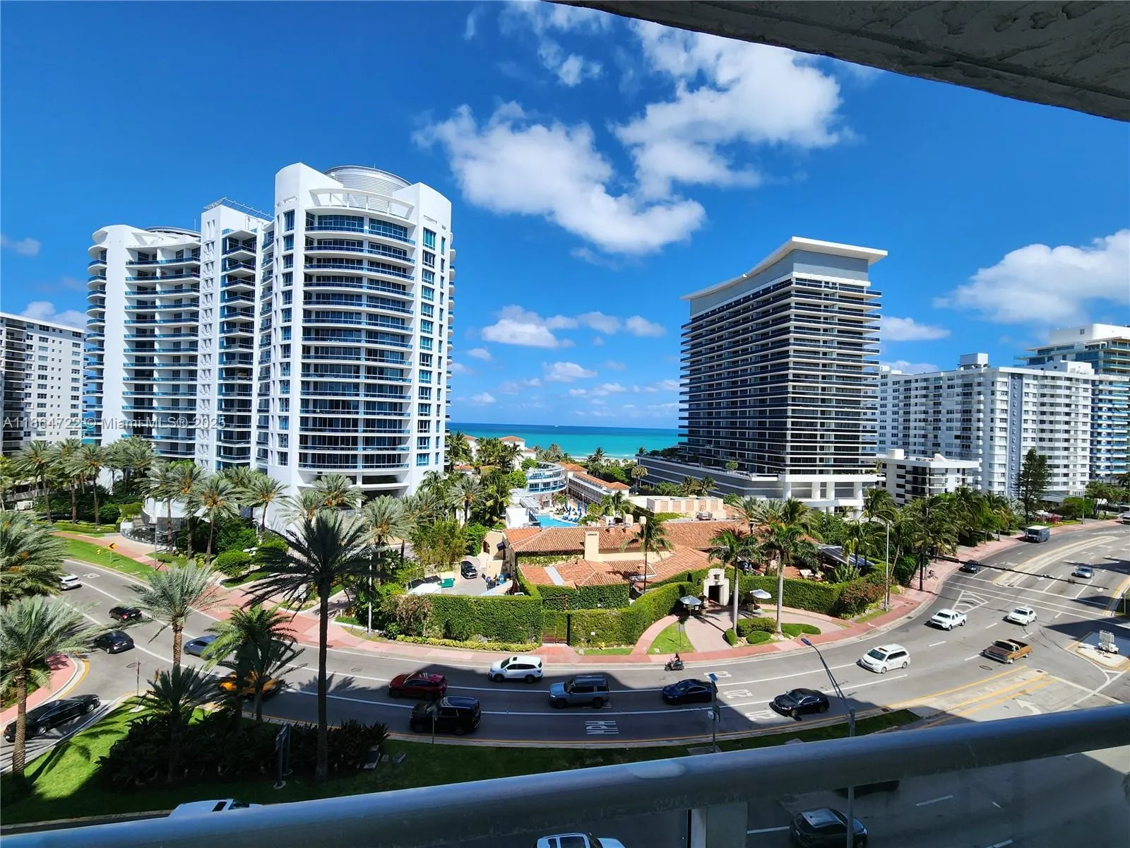 5900 Collins Ave, #906