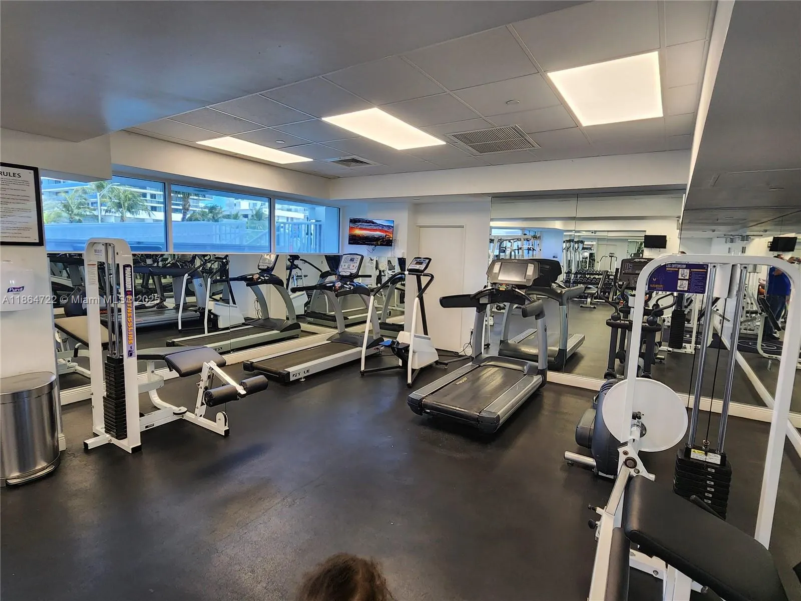 5900 Collins Ave, #906