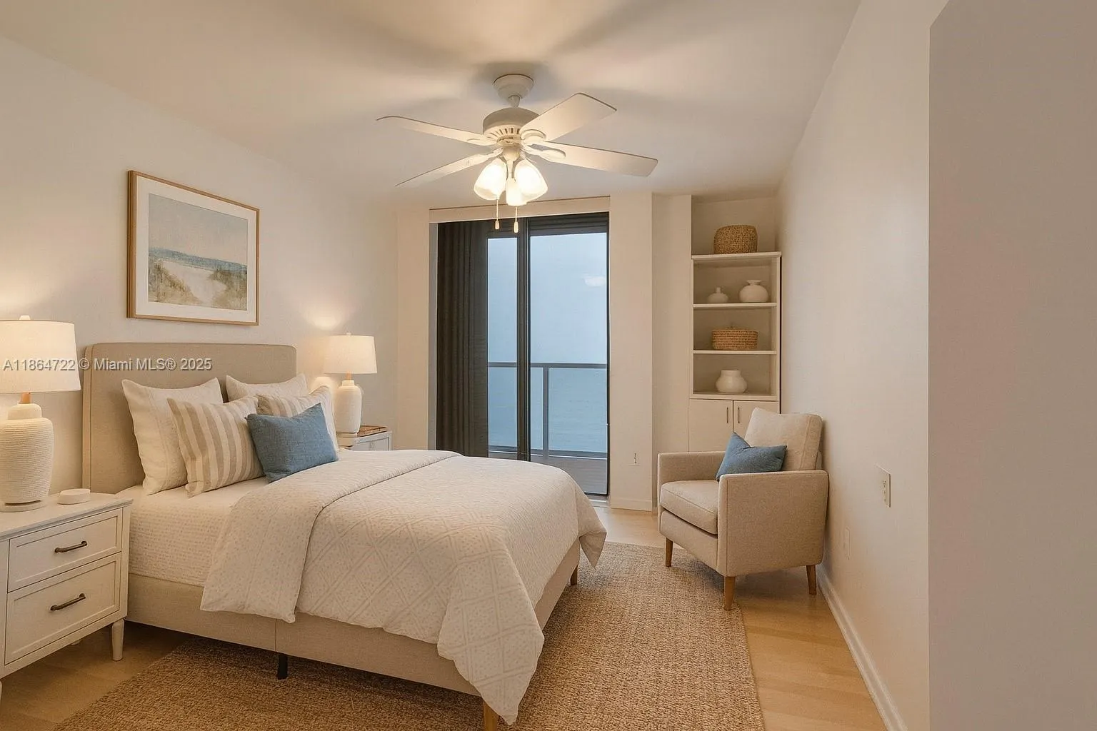 5900 Collins Ave, #906