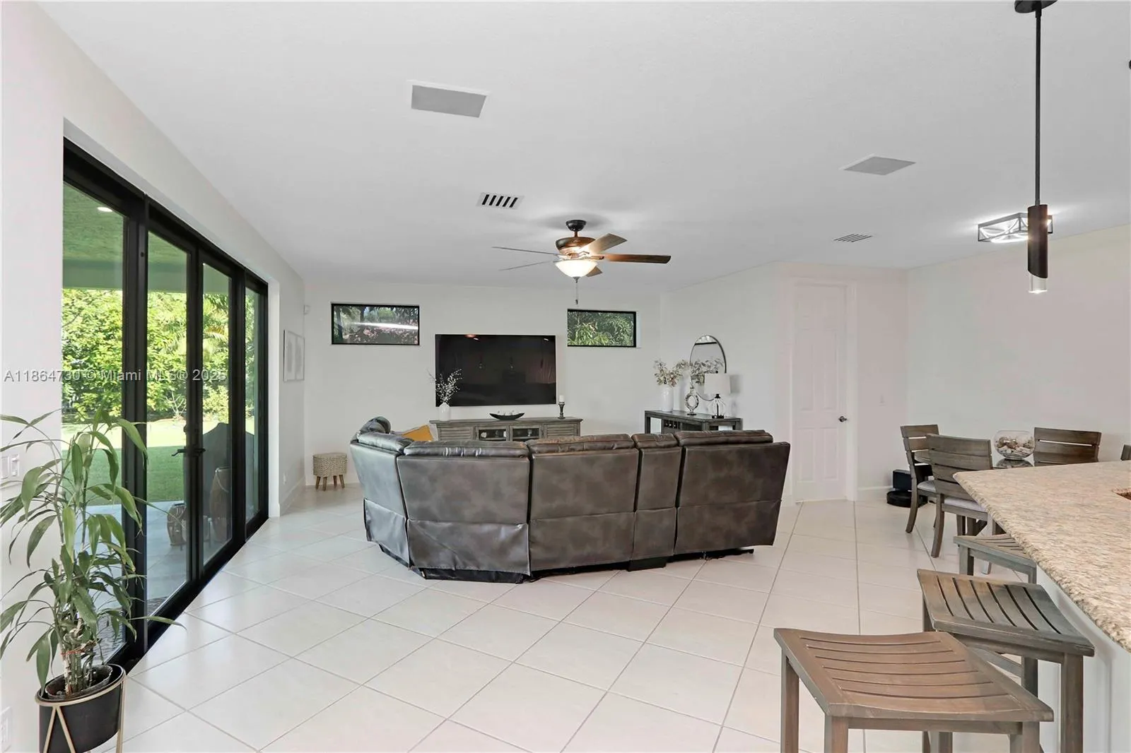 3940 SW 144th Ter