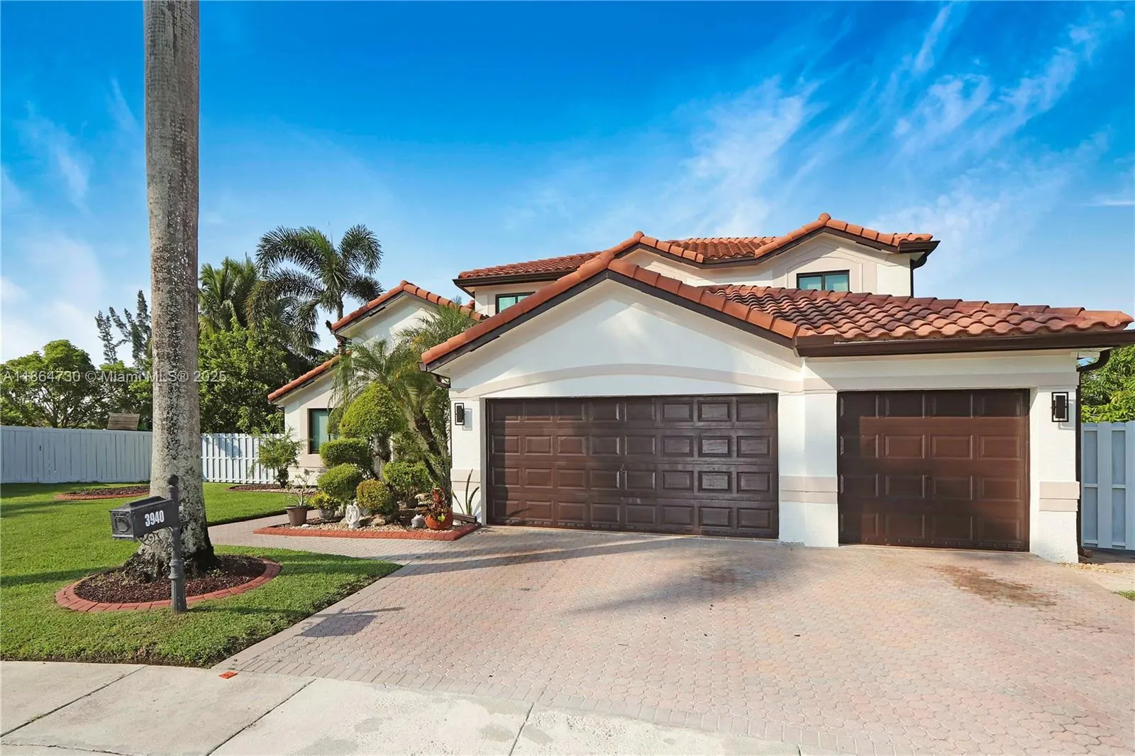 3940 SW 144th Ter