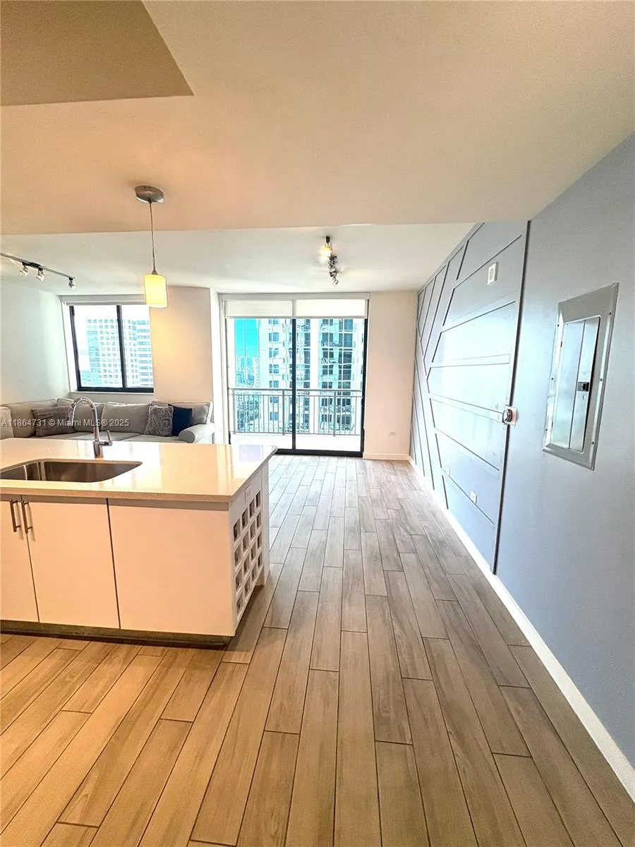 999 SW 1st Ave, #1615