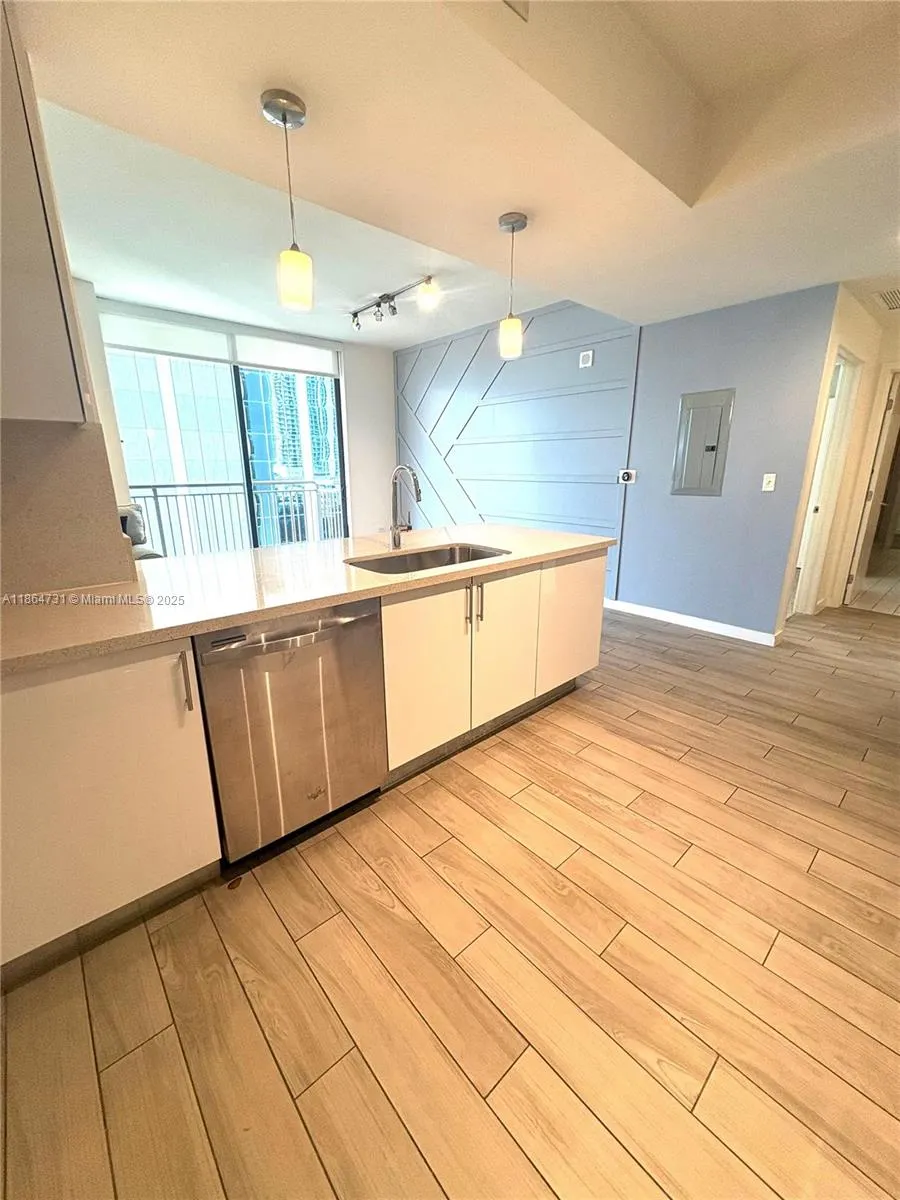 999 SW 1st Ave, #1615