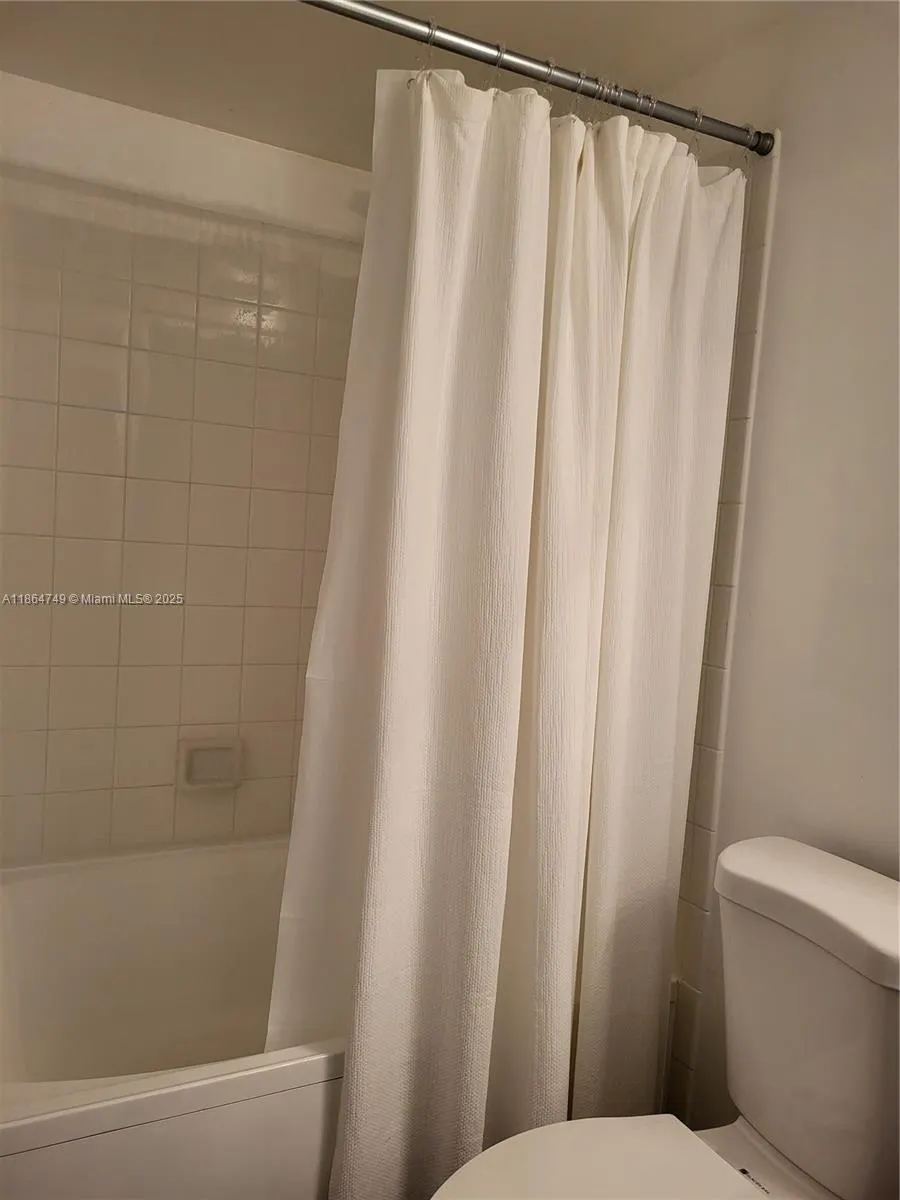 101 SW 117th Ave, #7205