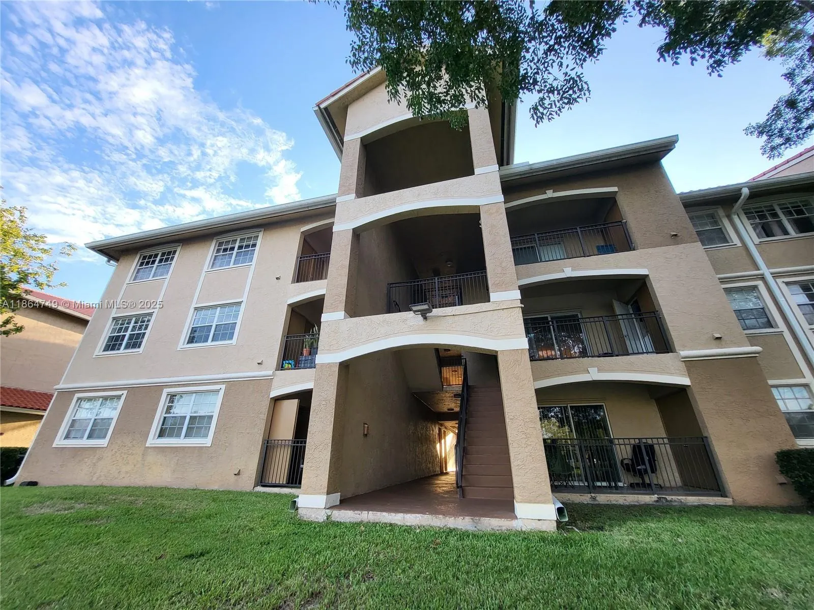 101 SW 117th Ave, #7205
